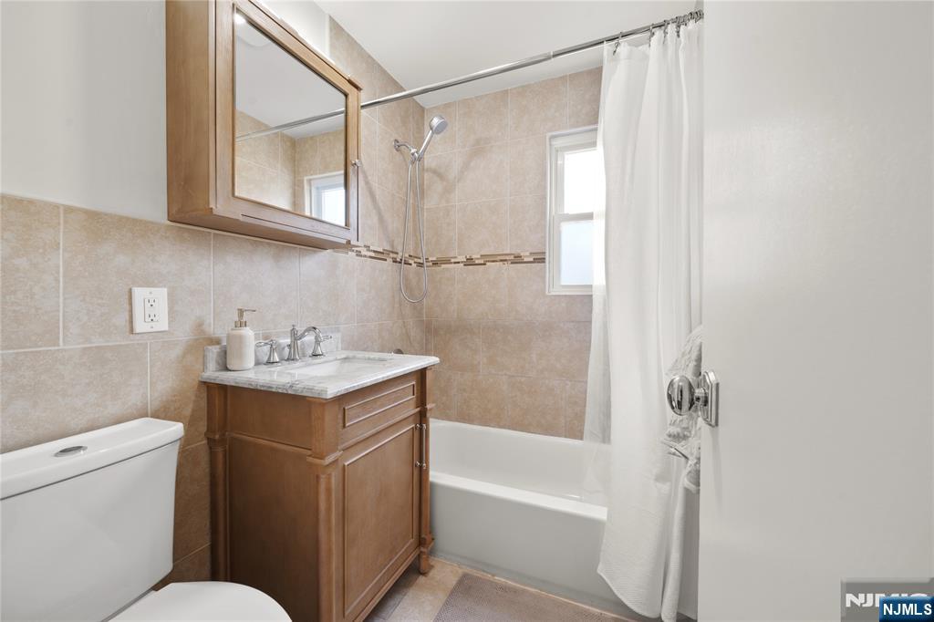 40 Bryant Avenue Bloomfield, NJ 07003 - Photo 6 of 13