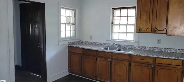 $115,000 | 1611 Gary Street, Clinton, SC 29325