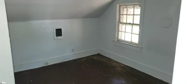 $115,000 | 1611 Gary Street, Clinton, SC 29325
