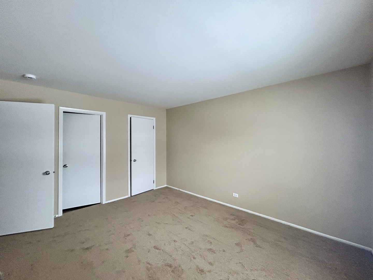 28 Regent Circle, Unit B2 Schaumburg, IL 60193 - Photo 12 of 17
