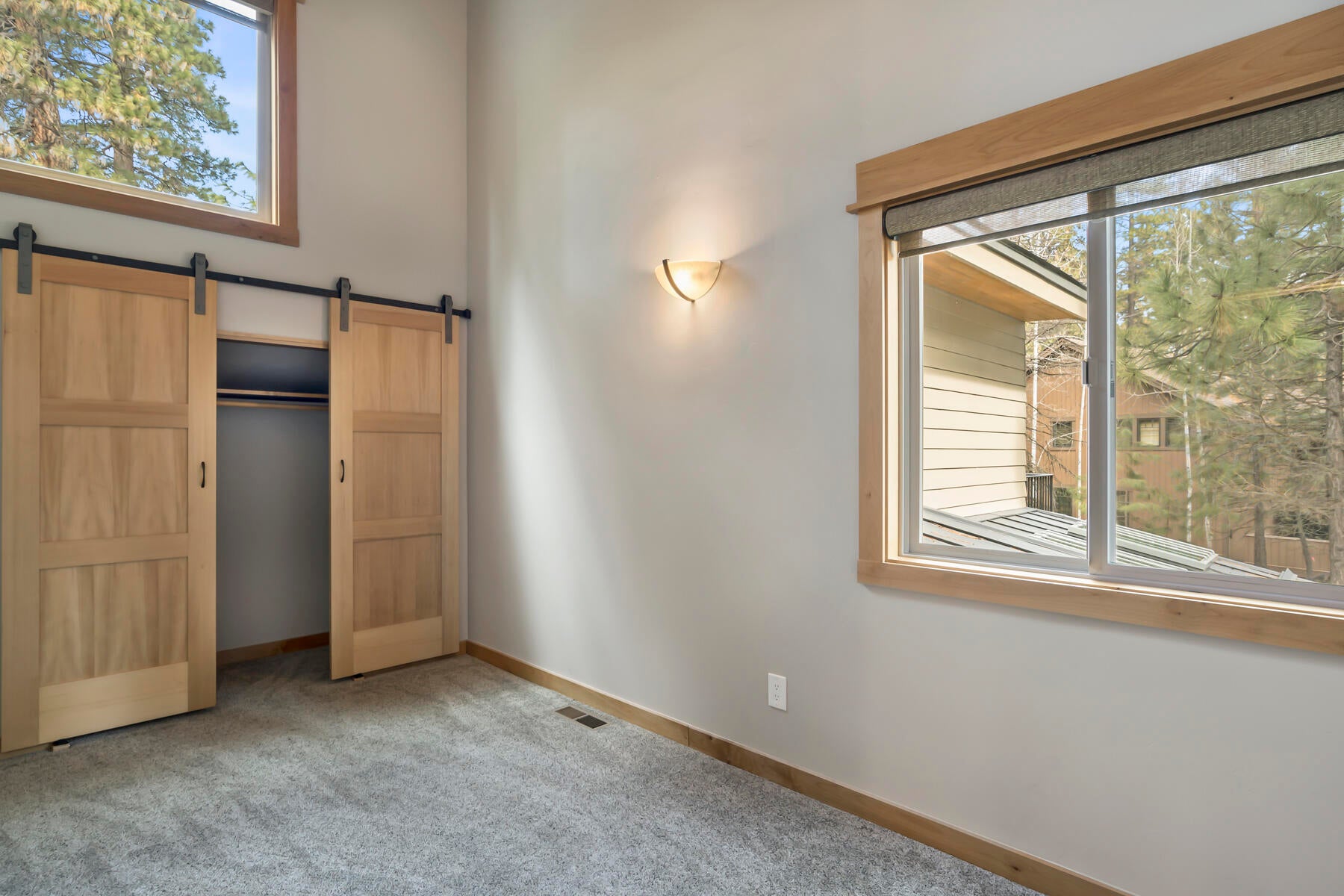 13303 Betony Black Butte Ranch, OR 97759 - Photo 31 of 42 Apartment full bedroom