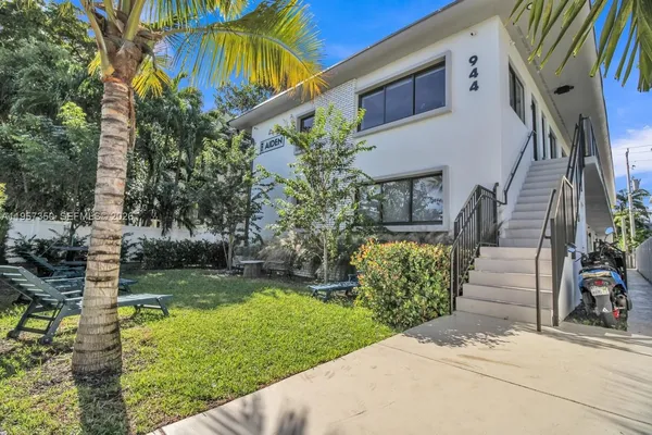 $2,575 | 944 Jefferson Avenue, Unit 7, Miami Beach, FL 33139