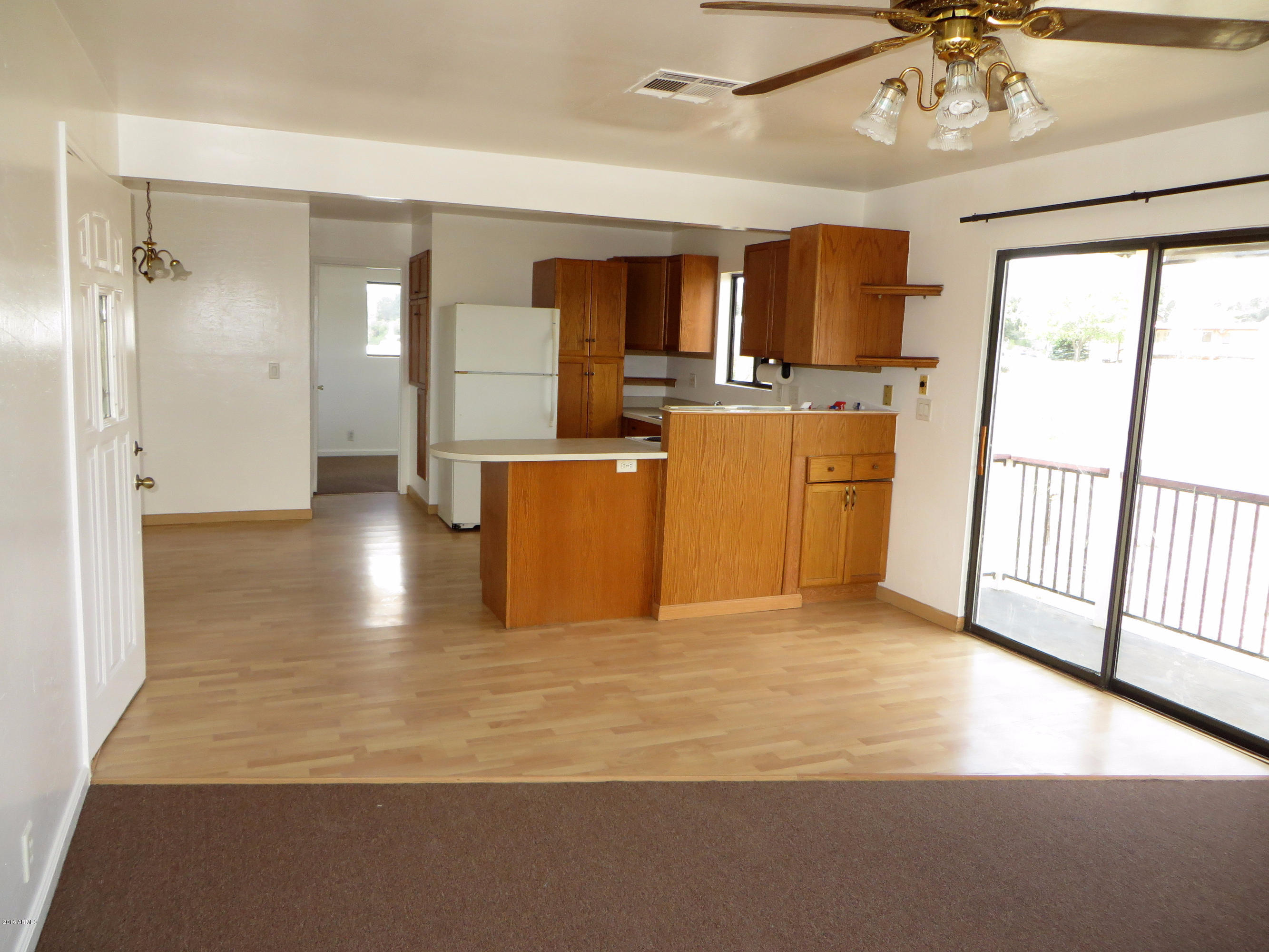 18404 Weaver Mountain Road Peeples Valley, AZ 86332 - Photo 6 of 54 Living, Kitchen
