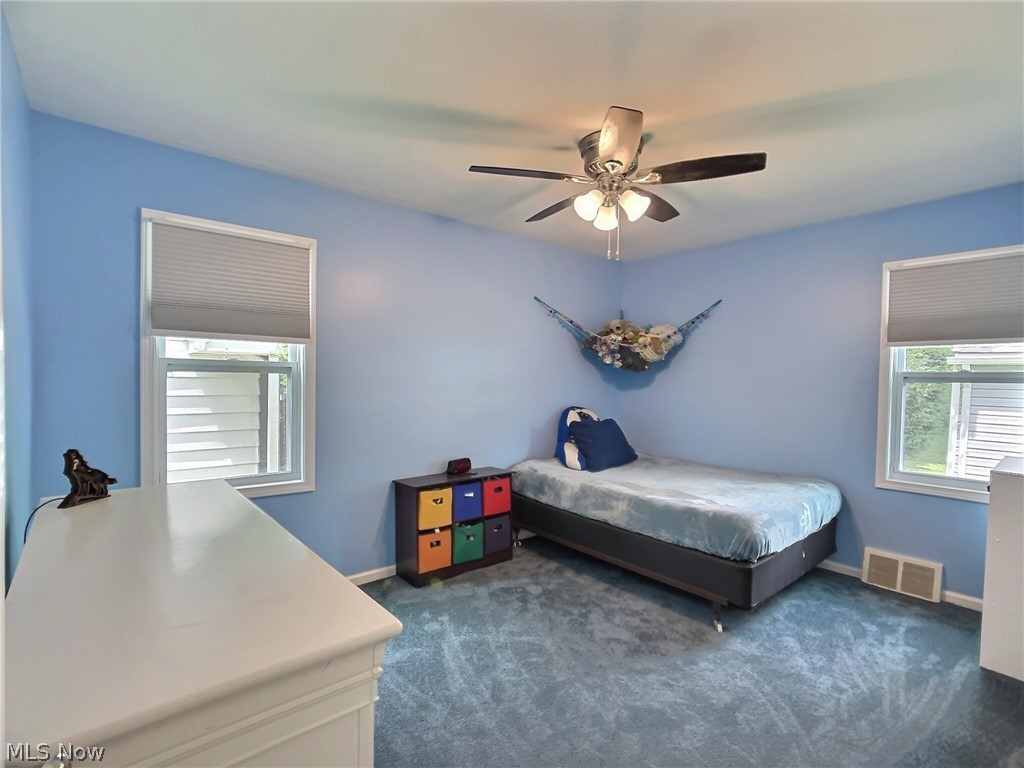 4857 Ridgebury Boulevard Cleveland, OH 44124 - Photo 11 of 17