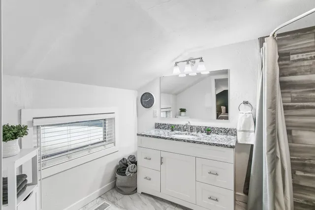 $374,900 | 6212 Bridge Monona Wi 53716, Monona, WI 53716