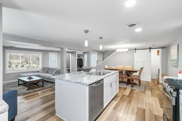 $374,900 | 6212 Bridge Monona Wi 53716, Monona, WI 53716