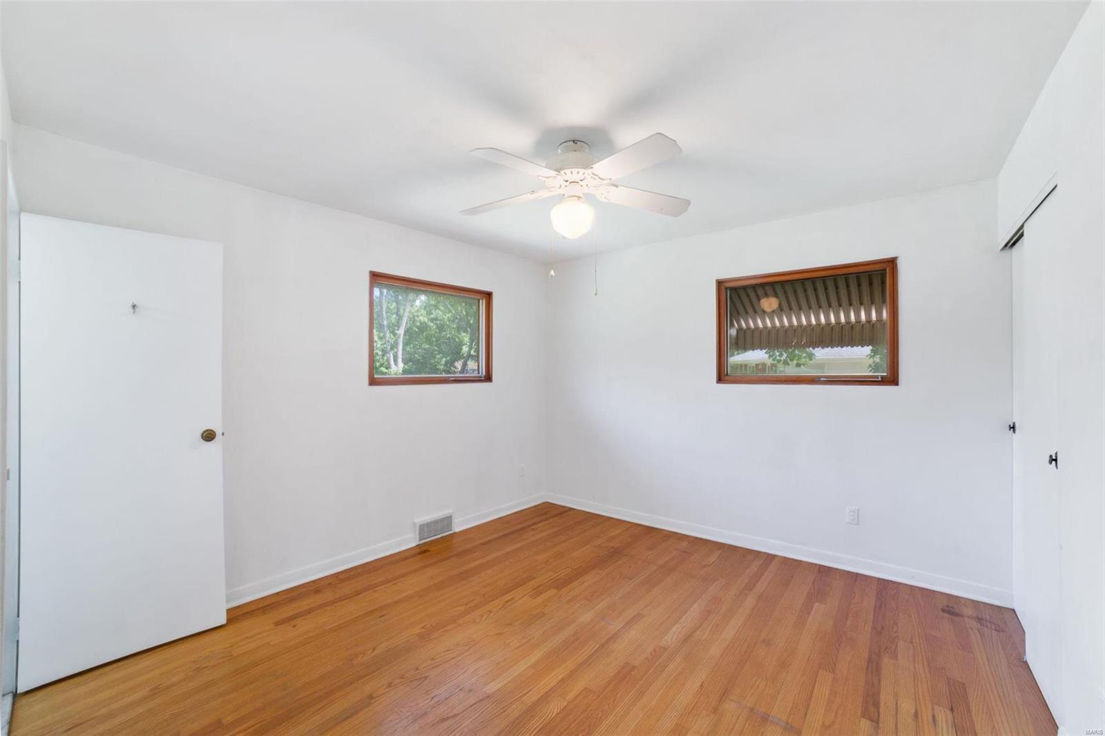 142 Romine Circle Ballwin, MO 63011 - Photo 16 of 41