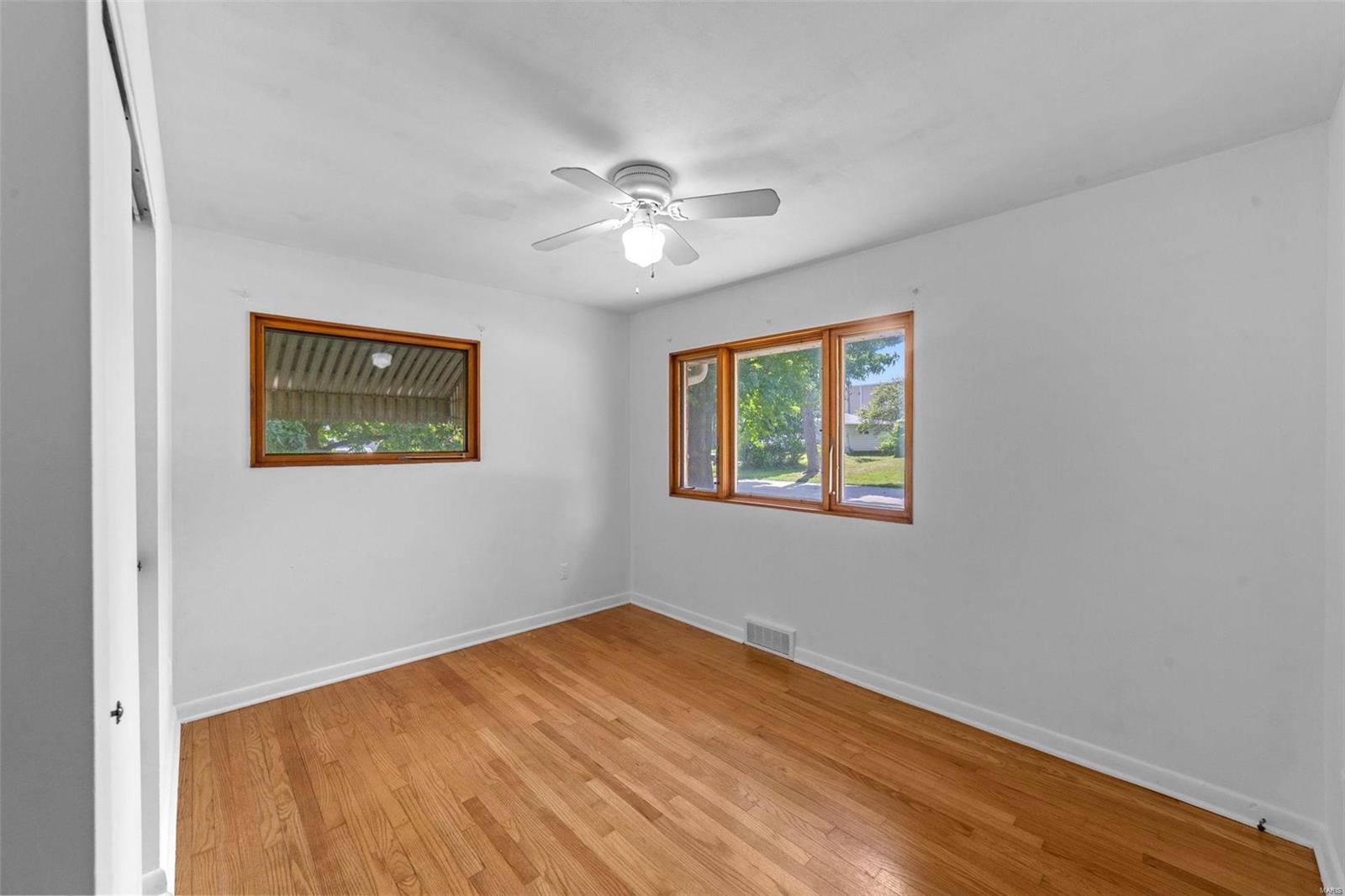 142 Romine Circle Ballwin, MO 63011 - Photo 21 of 41