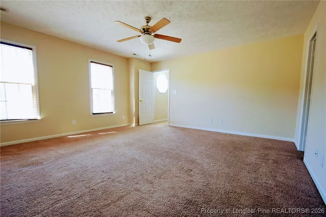 $1,650 | 328 Roundtree Drive, Fayetteville, NC 28303