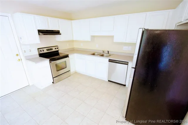 $1,650 | 328 Roundtree Drive, Fayetteville, NC 28303