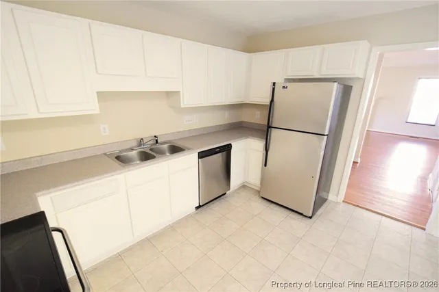 $1,650 | 328 Roundtree Drive, Fayetteville, NC 28303