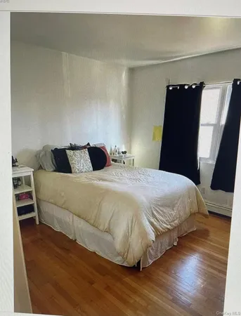 $2,350 | 2 Carl Street, Ronkonkoma, NY 11779