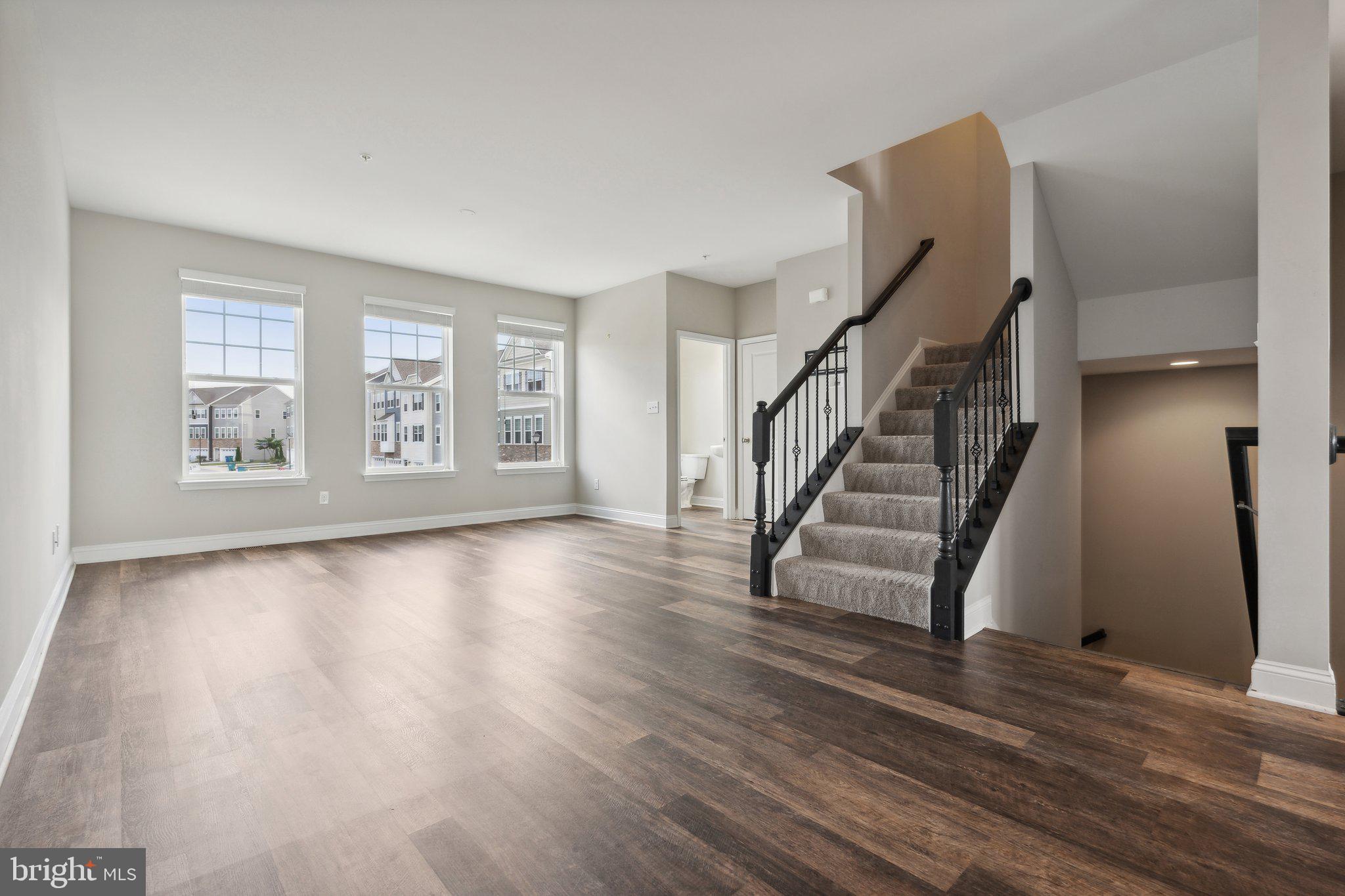 4652 Cambria Road Frederick, MD 21703 - Photo 8 of 36