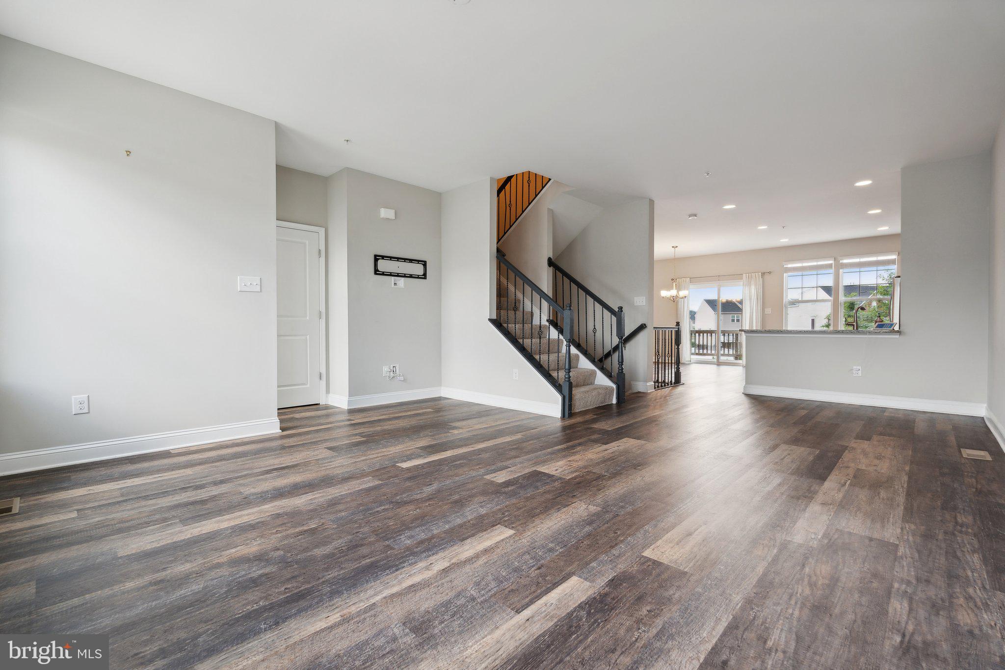 4652 Cambria Road Frederick, MD 21703 - Photo 9 of 36