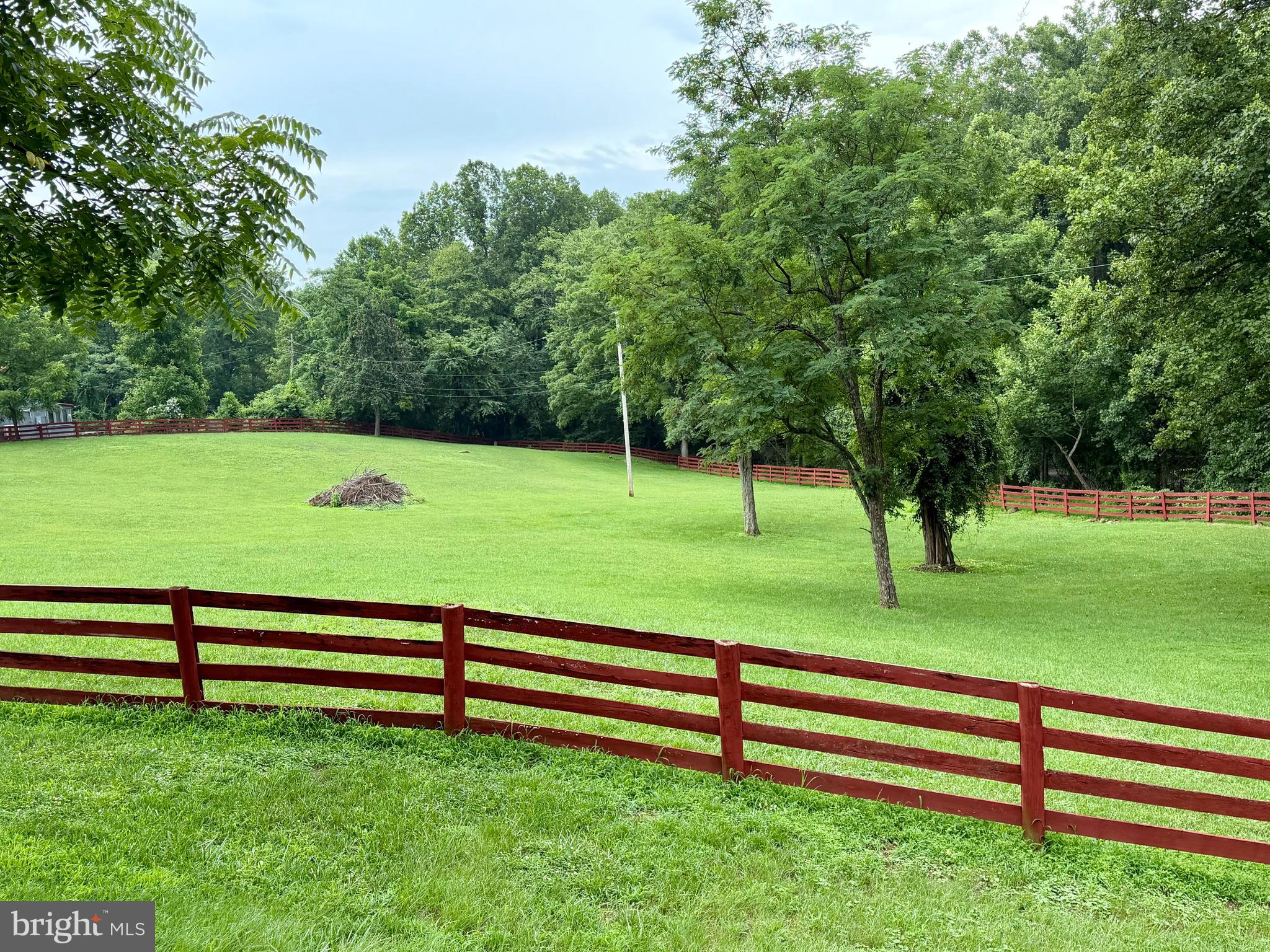 7 Ashby Road Sperryville, VA 22740 - Photo 3 of 5