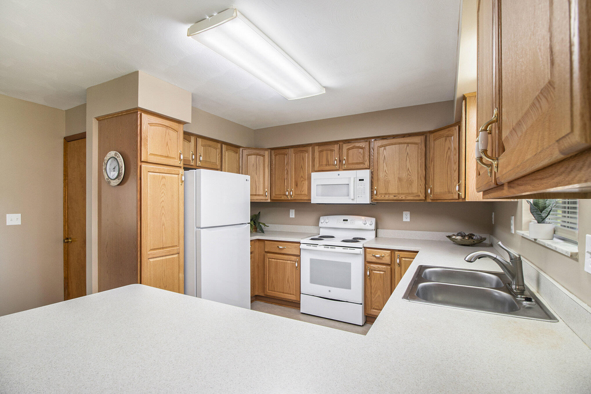 10695 Talladay Road Willis, MI 48191 - Photo 13 of 35 012_img_7017