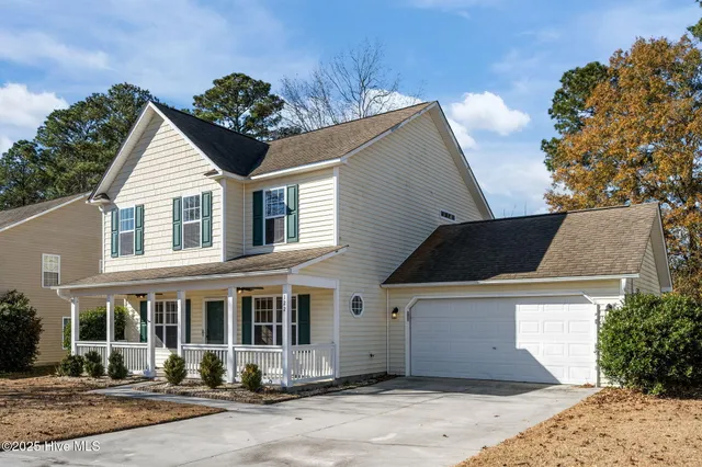 $279,000 | 122 Tanbark Drive, Jacksonville, NC 28546