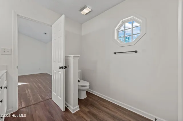 $279,000 | 122 Tanbark Drive, Jacksonville, NC 28546