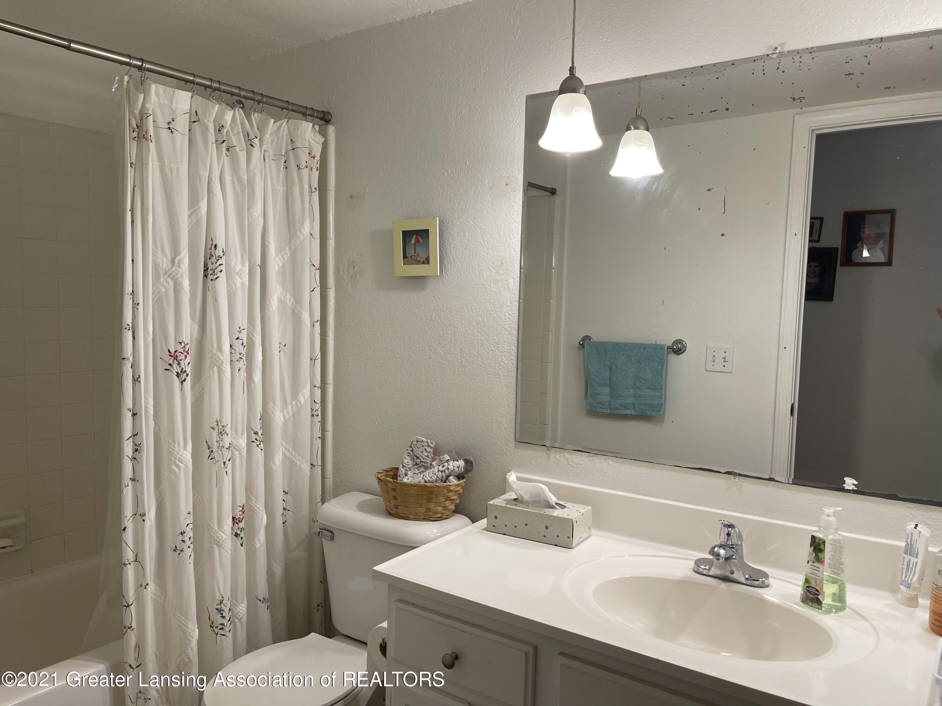 1715 Maple Ridge Road, Unit 40 Haslett, MI 48840 - Photo 10 of 20 2021-07-11 13.19.50
