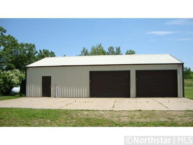 350 Sycamore Road Southeast Foley, MN 56329 - Photo 17 of 18 Gallery Image 17