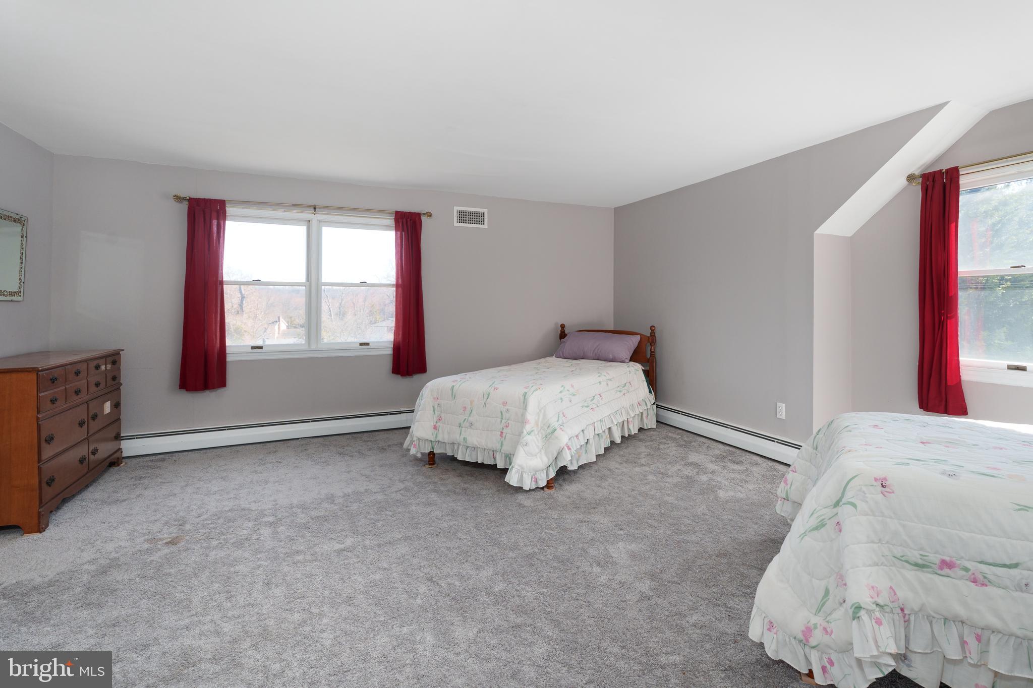 267 Lambertville Hopewell Road Hopewell, NJ 08525 - Photo 27 of 36