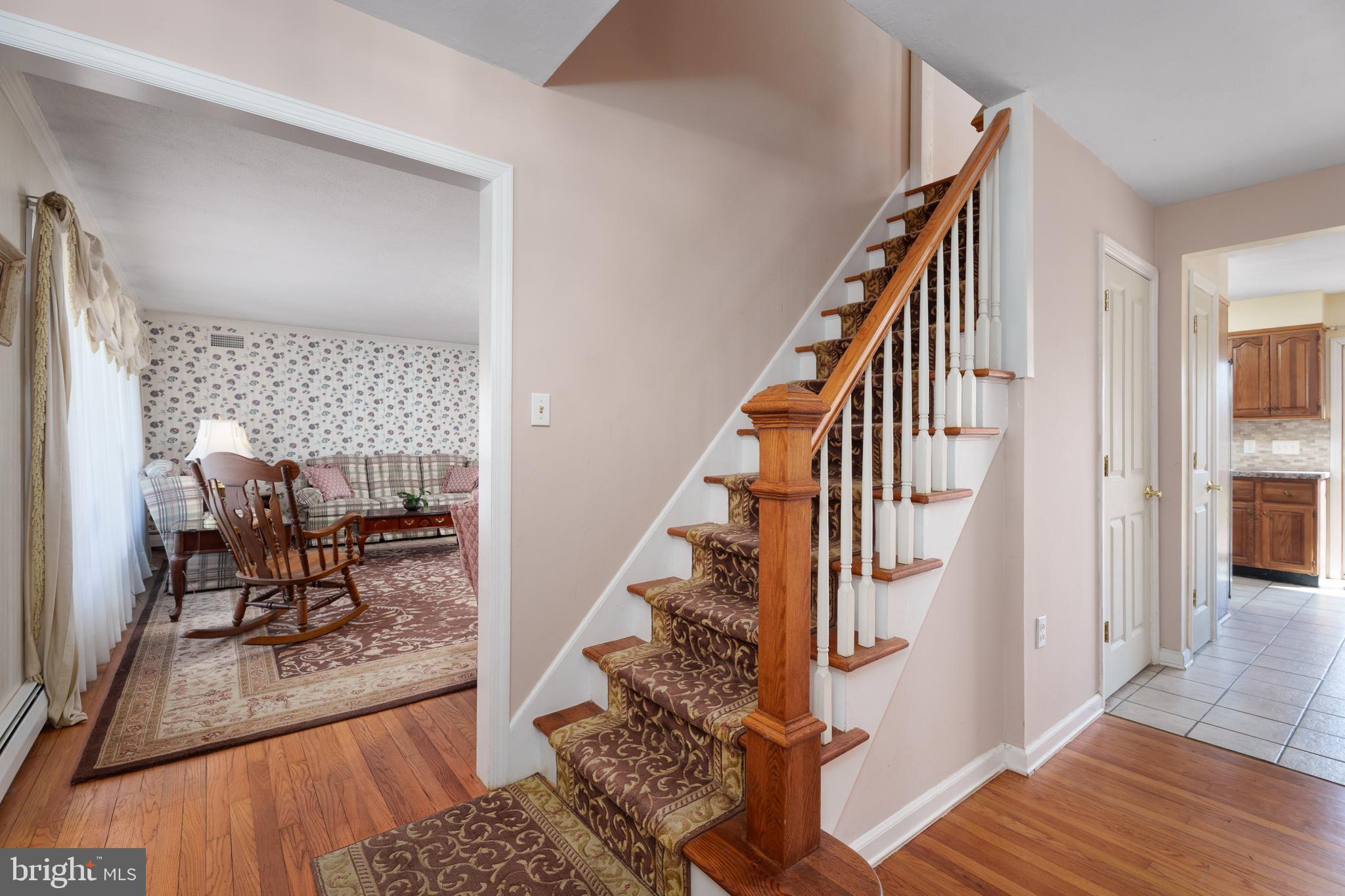 267 Lambertville Hopewell Road Hopewell, NJ 08525 - Photo 5 of 36