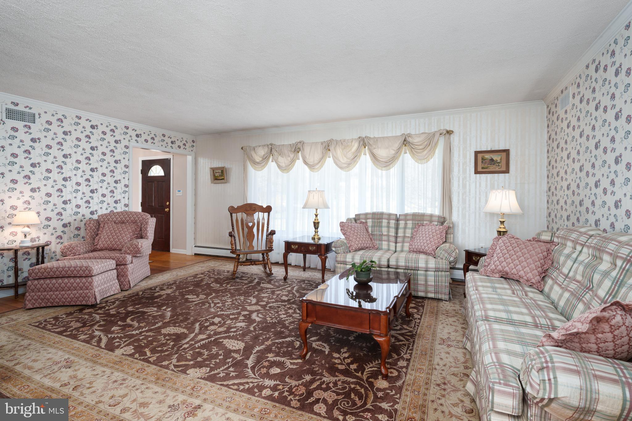 267 Lambertville Hopewell Road Hopewell, NJ 08525 - Photo 6 of 36