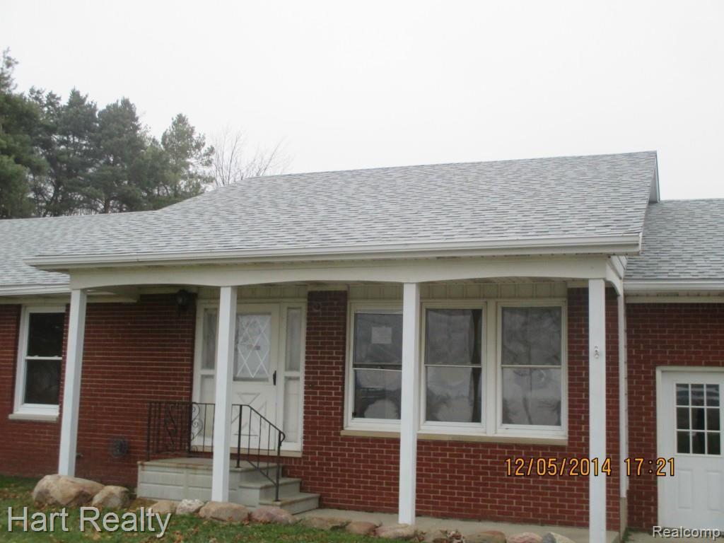 135 East Cooper Road Sandusky, MI 48471 - Photo 2 of 24 IMG_4293.jpg