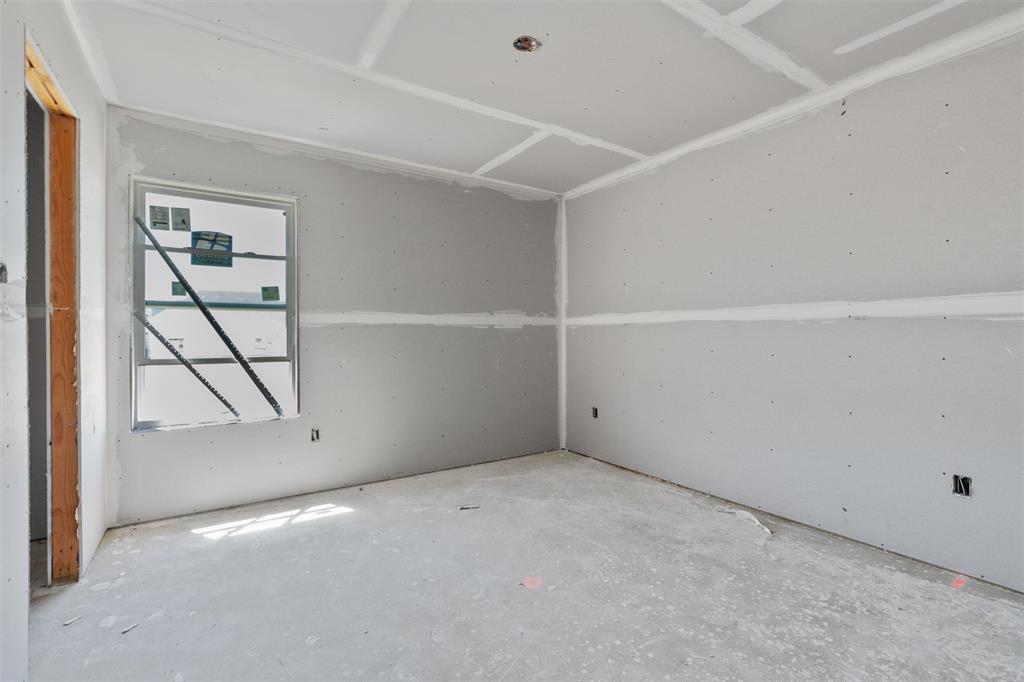 1405 Red Rock Road Hewitt, TX 76643 - Photo 12 of 20 Gallery Image 12