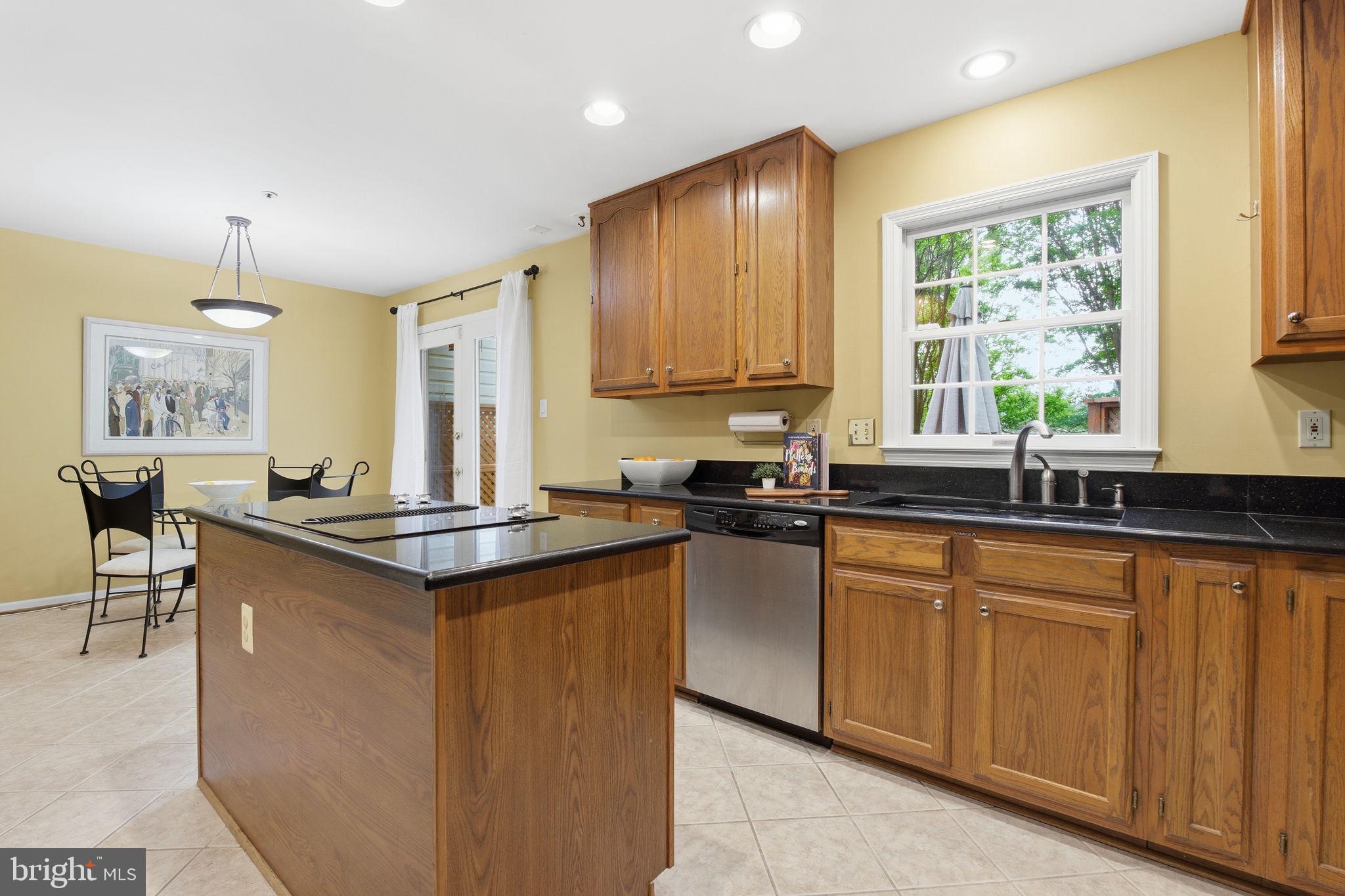 12634 Granite Ridge Drive North Potomac, MD 20878 - Photo 6 of 21 Kitchen Reverse