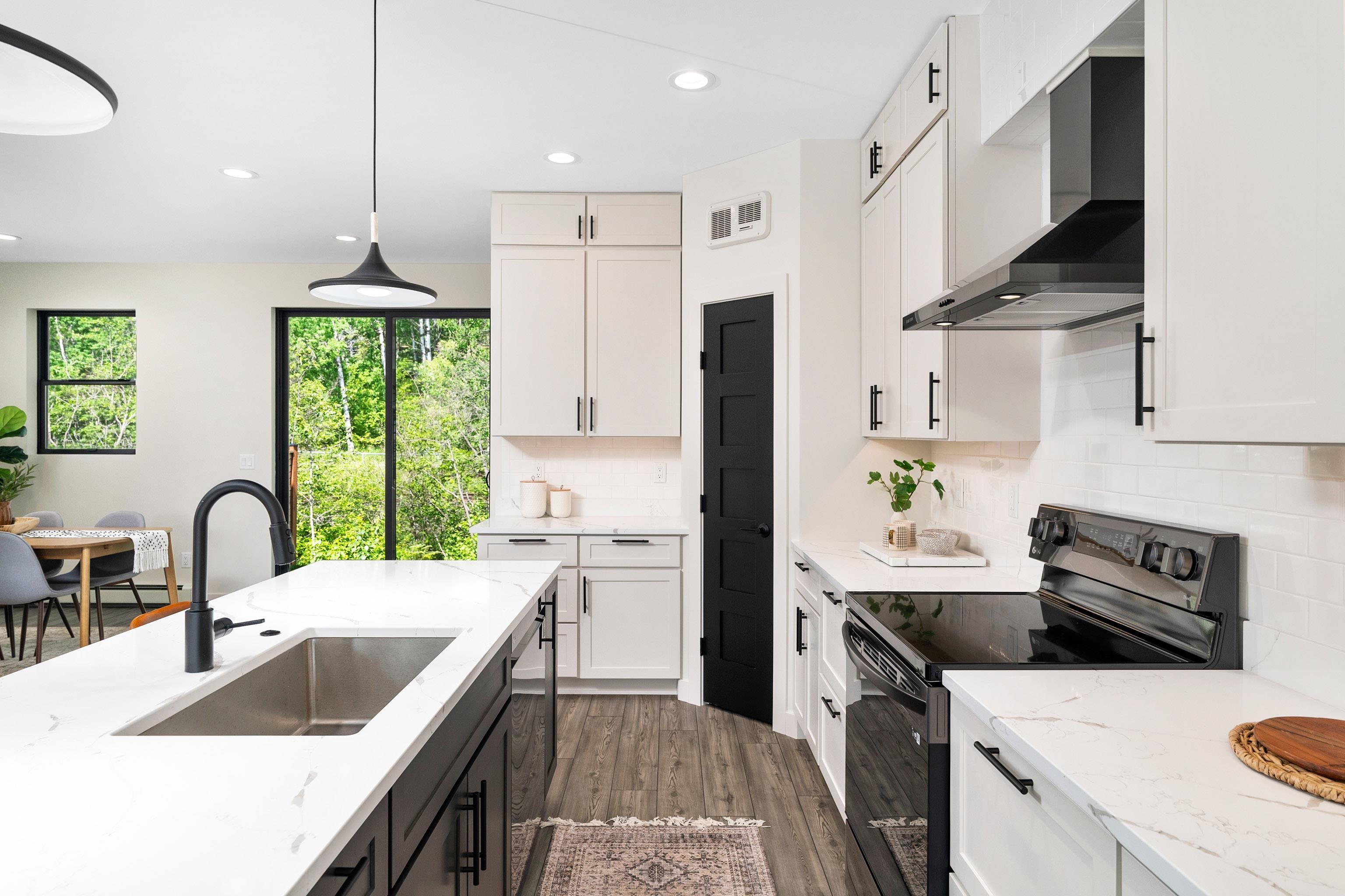 3721 London Road, Unit 10 Duluth, MN 55804 - Photo 12 of 43