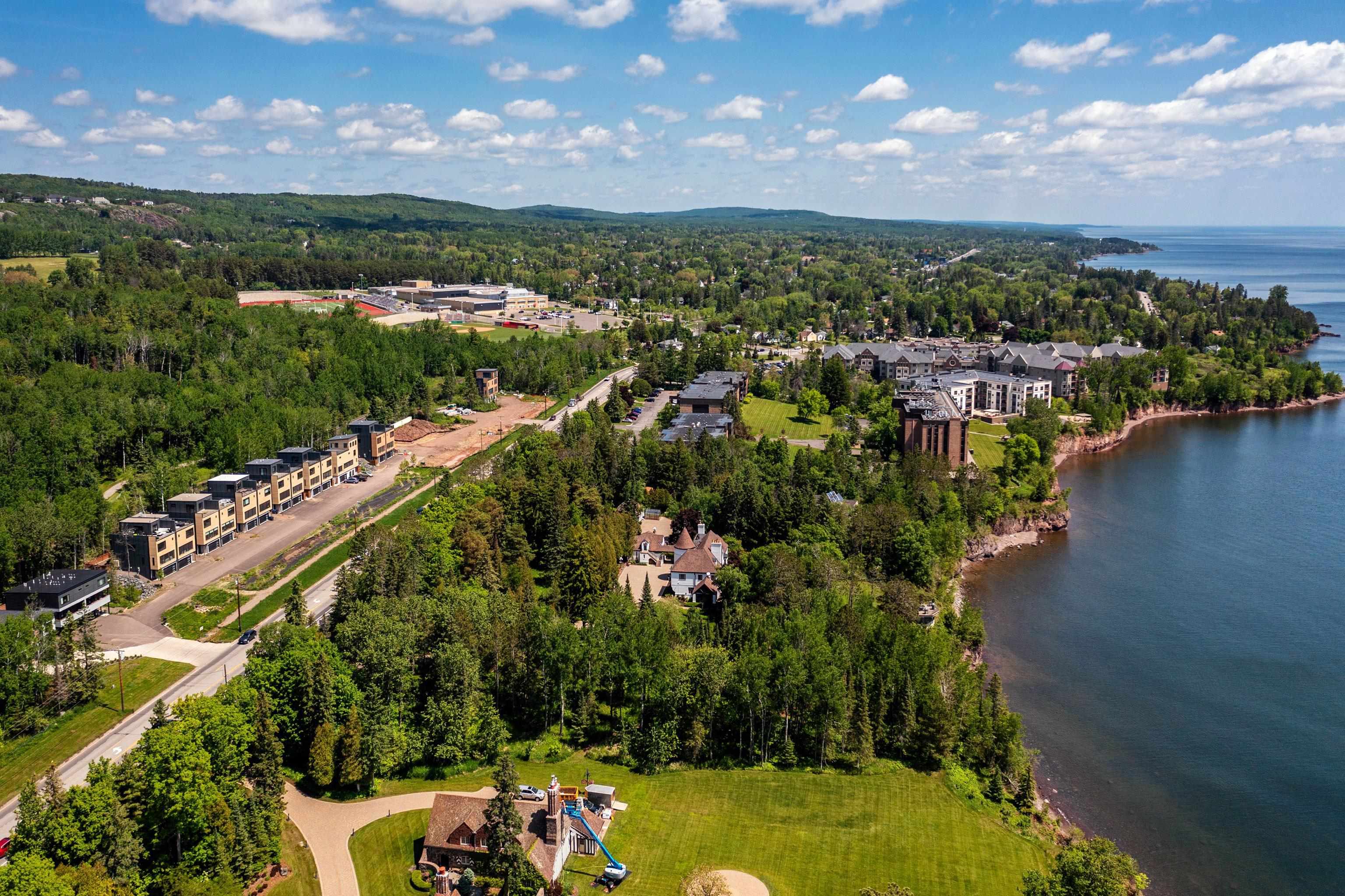 3721 London Road, Unit 10 Duluth, MN 55804 - Photo 39 of 43