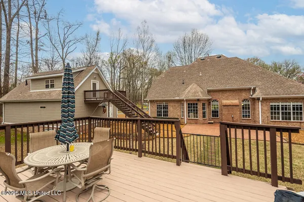 $510,000 | 2382 Oak Creek Drive, Hernando, MS 38632