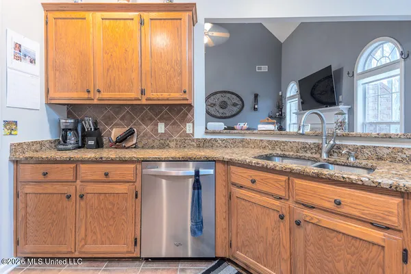 $510,000 | 2382 Oak Creek Drive, Hernando, MS 38632