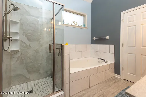 $510,000 | 2382 Oak Creek Drive, Hernando, MS 38632