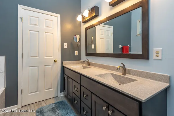 $510,000 | 2382 Oak Creek Drive, Hernando, MS 38632