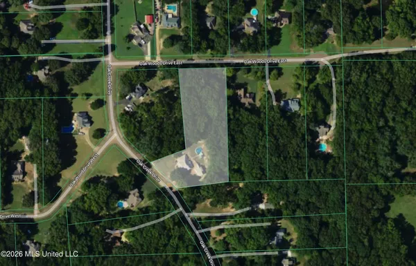 $510,000 | 2382 Oak Creek Drive, Hernando, MS 38632