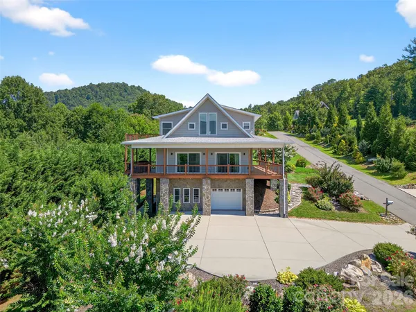 $849,900 | 4 Stars Forever Drive, Black Mountain, NC 28711
