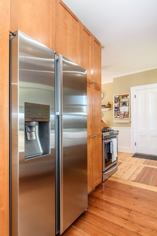 64 Park Avenue Natick, MA 01760 - Photo 13 of 35