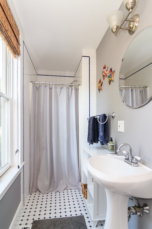 64 Park Avenue Natick, MA 01760 - Photo 16 of 35