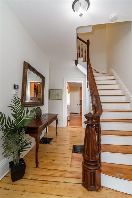 64 Park Avenue Natick, MA 01760 - Photo 19 of 35