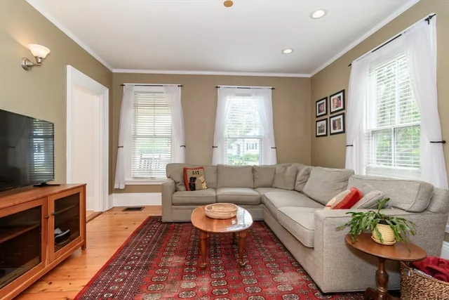 $1,175,000 | 64 Park Avenue, Natick, MA 01760