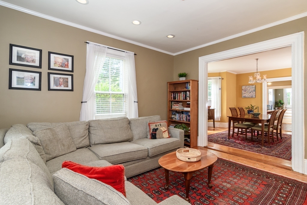 64 Park Avenue Natick, MA 01760 - Photo 8 of 35