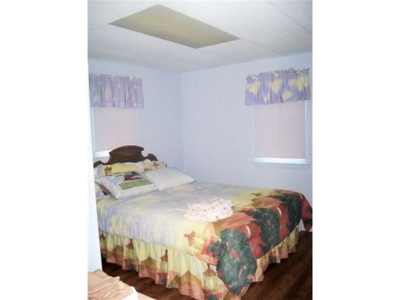 19 Middle Road Narragansett, RI 02882 - Photo 3 of 10 Bedroom.