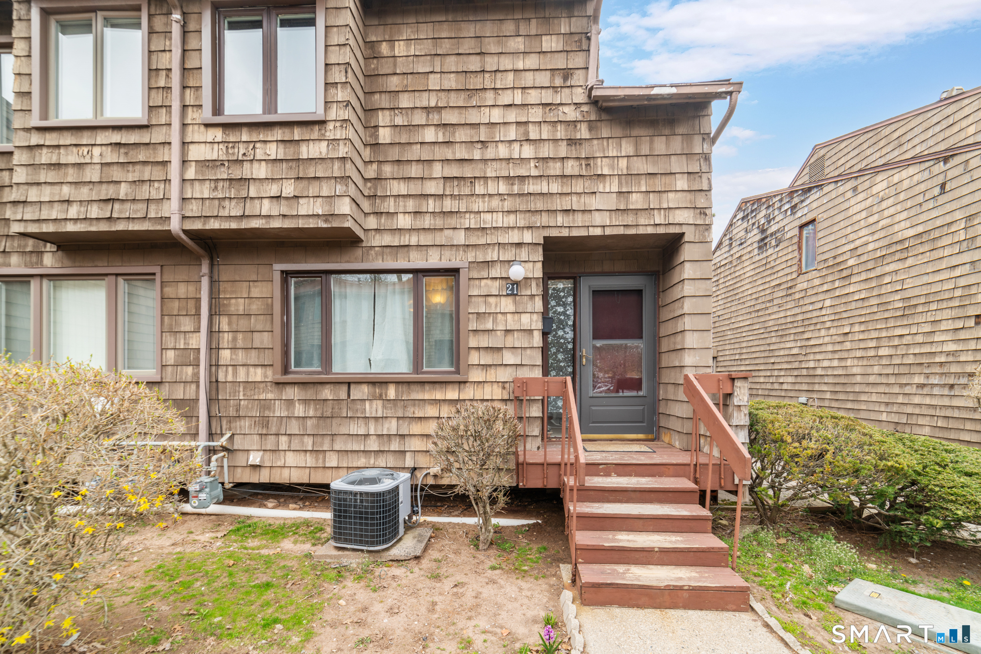 21 Towne House Road, Unit 21 Hamden, CT 06514 - Photo 17 of 22