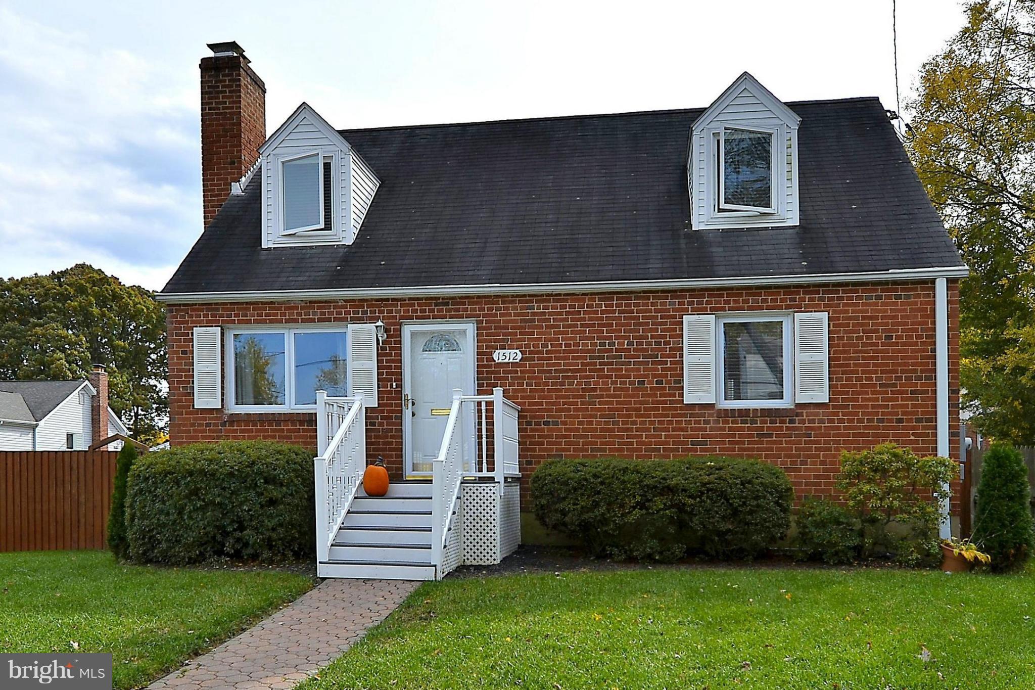 1512 Crest Road Silver Spring, MD 20902 - Photo 1 of 30 Exterior (Front)