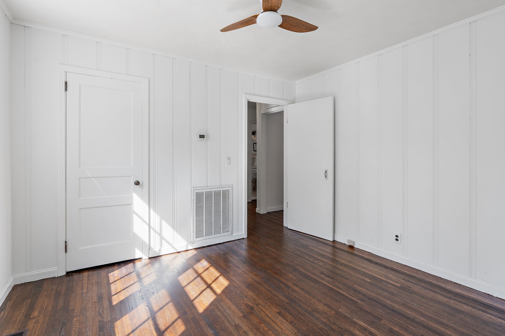 236 Barker Road Nashville, TN 37214 - Photo 20 of 45 Use this as your 3rd bedroom or an inspiring office space - the choice is yours!