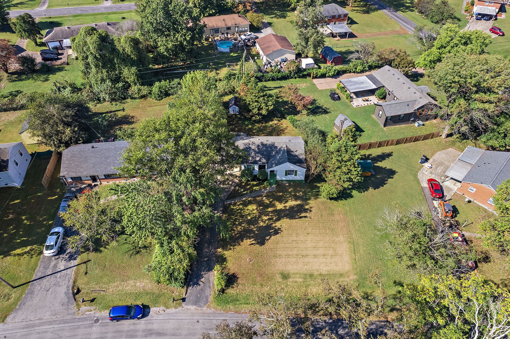 236 Barker Road Nashville, TN 37214 - Photo 36 of 45 Aerial view - your new yard is nearly 1/3 of an acre! Notice the mature foliage and privacy.