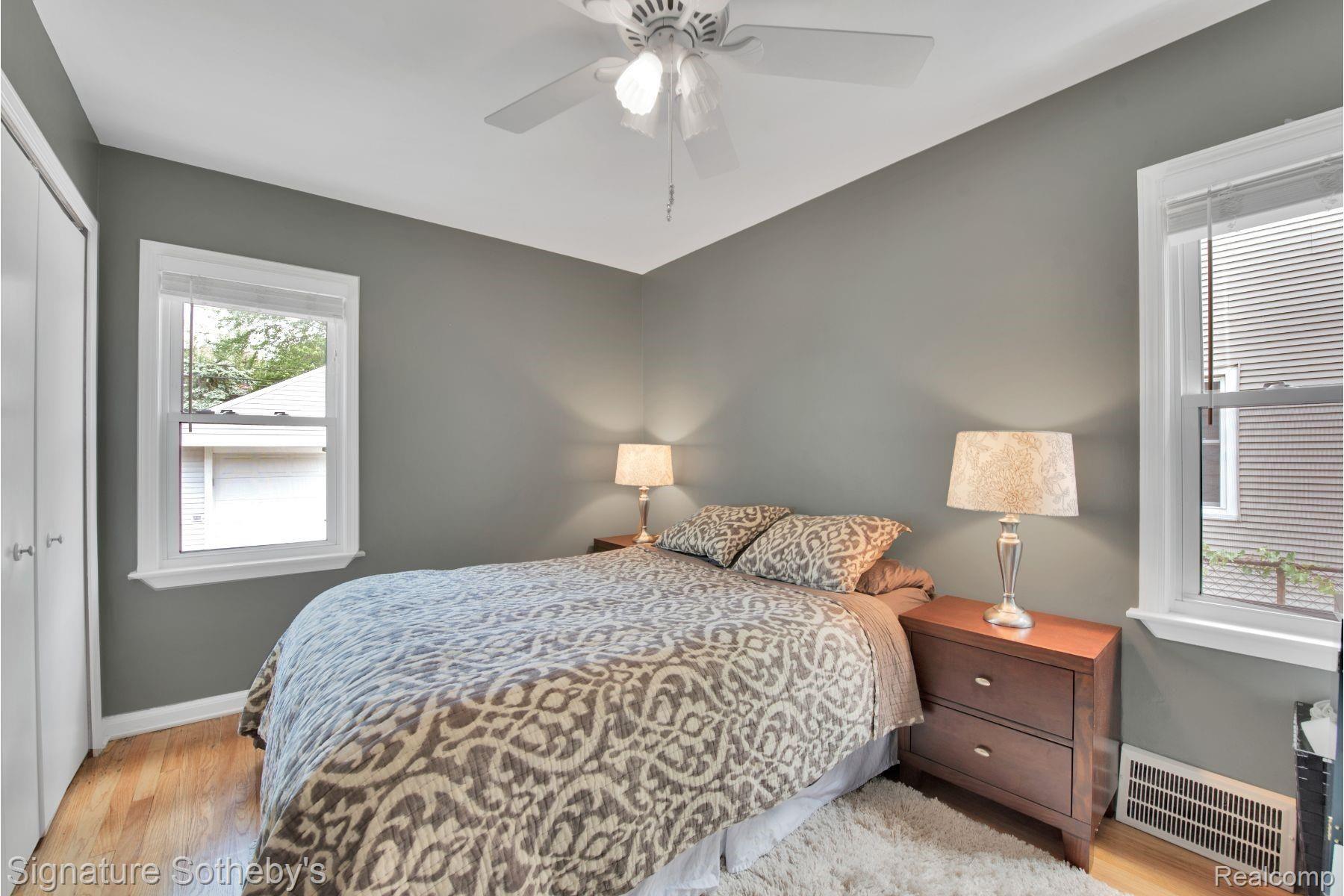 2360 Cambridge Road Berkley, MI 48072 - Photo 14 of 28 2360 Cambridge rd - HD Drone Photography-23.jpg