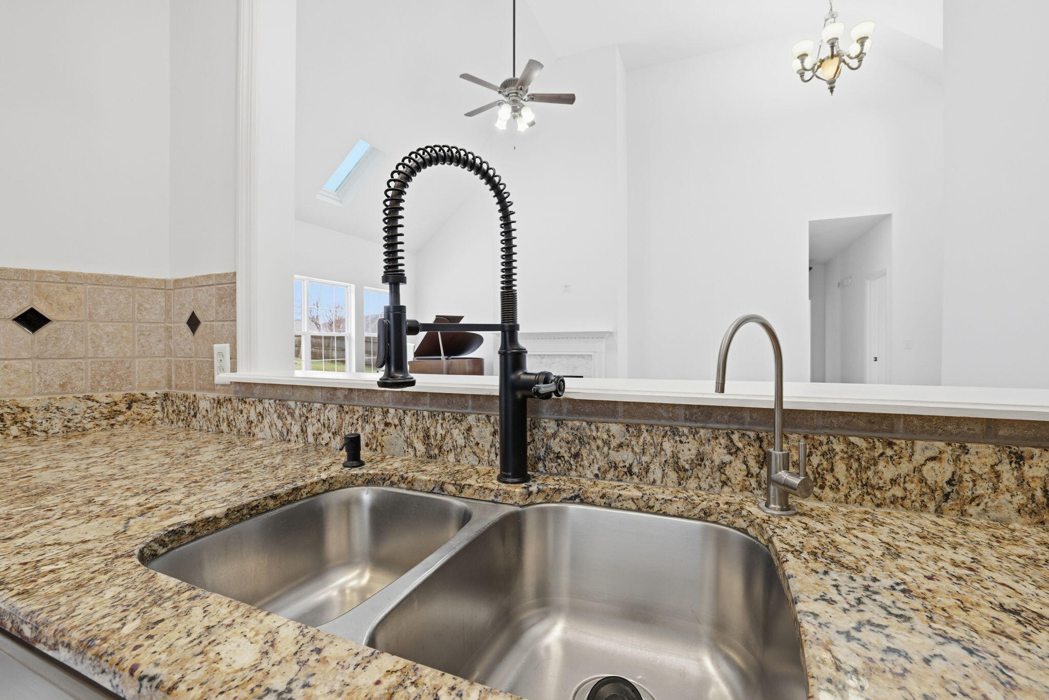 5643 Tucker Road Ooltewah, TN 37363 - Photo 7 of 32 5643 Tucker Rd